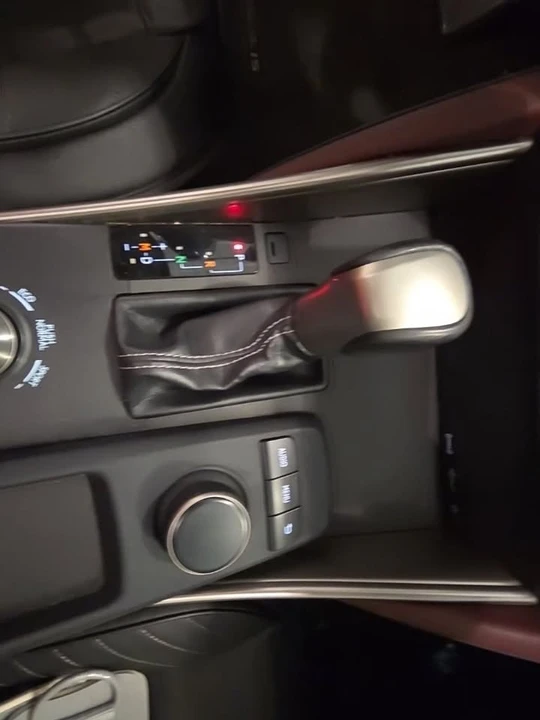 2017 Lexus IS 3rd Gen - Image 17 of 20