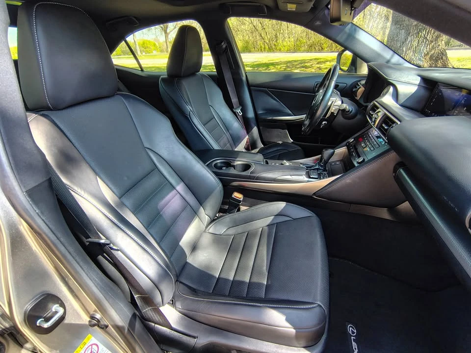 2017 Lexus IS 3rd Gen - Image 10 of 15