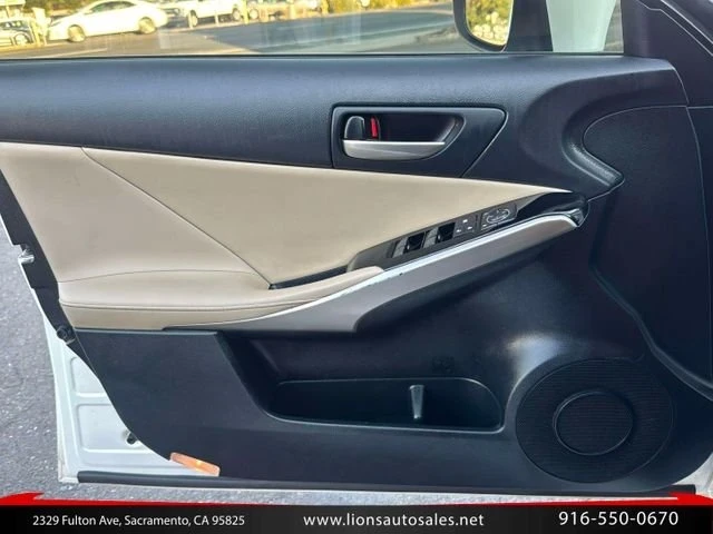 2017 Lexus IS 3rd Gen - Image 19 of 20