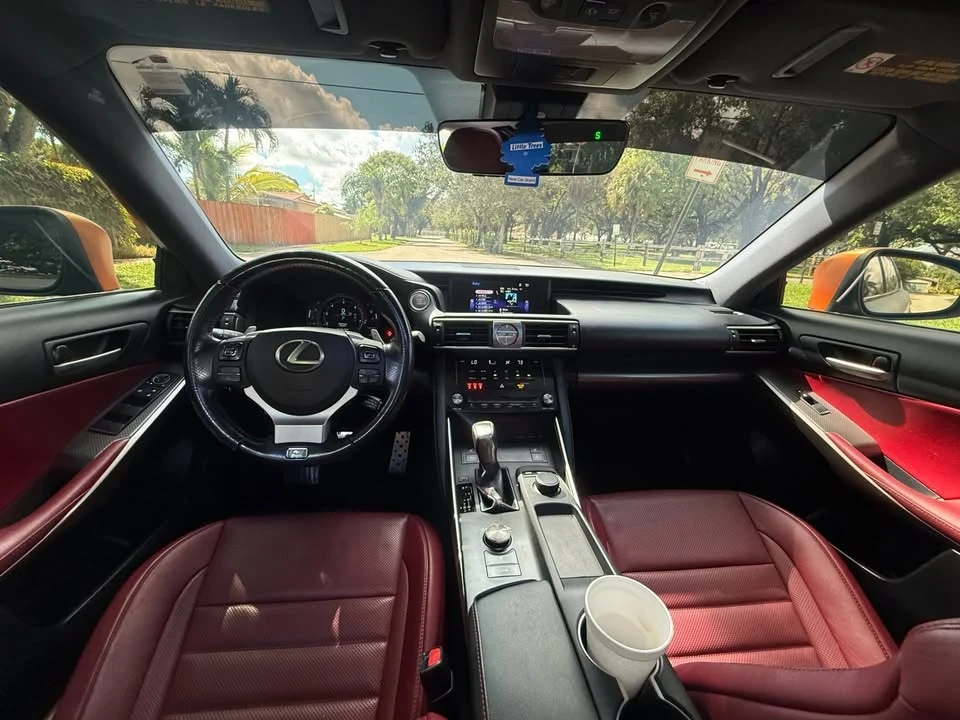2017 Lexus IS 3rd Gen - Image 5 of 10