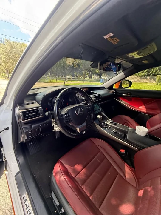 2017 Lexus IS 3rd Gen - Image 7 of 11