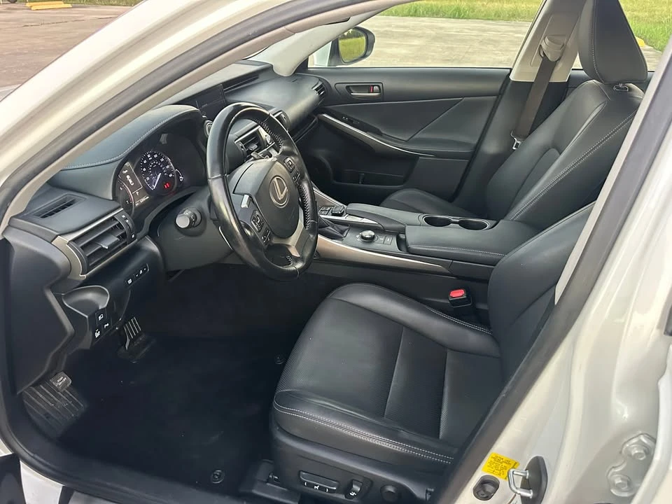 2017 Lexus IS 3rd Gen - Image 7 of 14