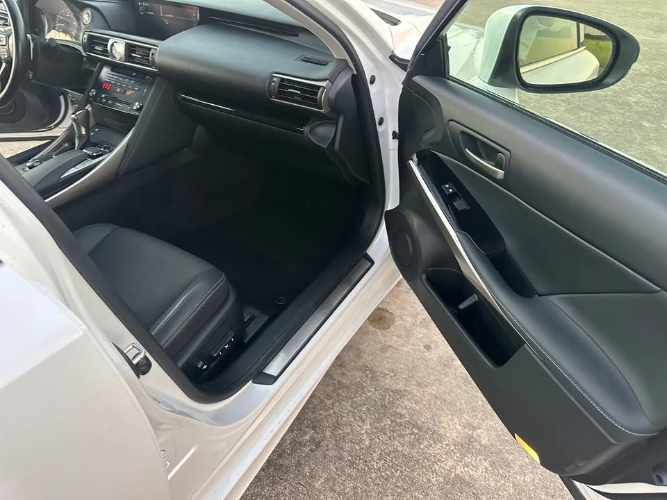 2017 Lexus IS 3rd Gen - Image 8 of 14