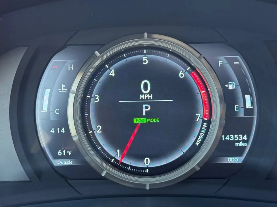 2017 Lexus IS 3rd Gen - Image 14 of 19