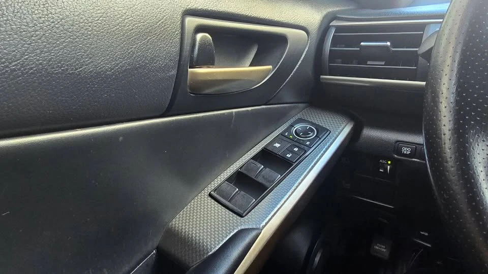 2017 Lexus IS 3rd Gen - Image 18 of 18