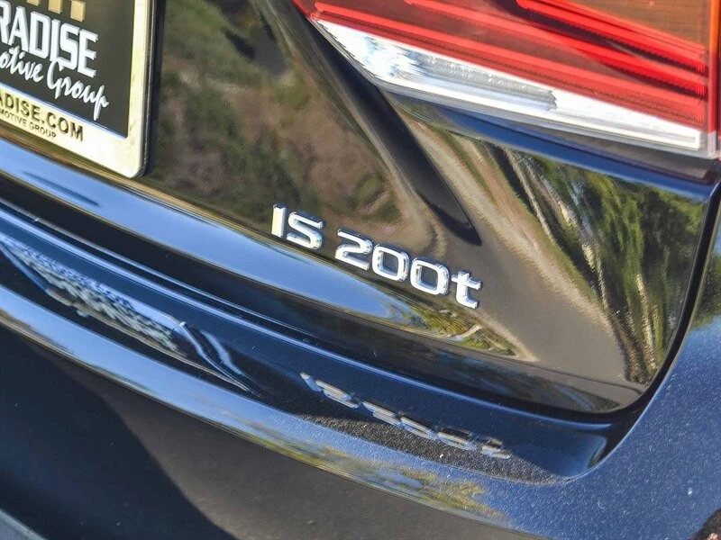 2017 Lexus IS 3rd Gen - Image 15 of 21