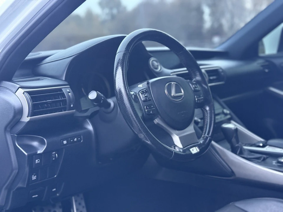 2017 Lexus IS 3rd Gen - Image 15 of 17