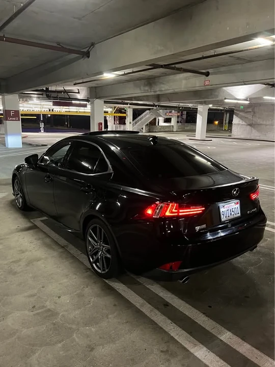 2017 Lexus IS 3rd Gen - Image 8 of 20