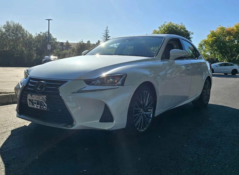 2017 Lexus IS 3rd Gen - Image 3 of 10