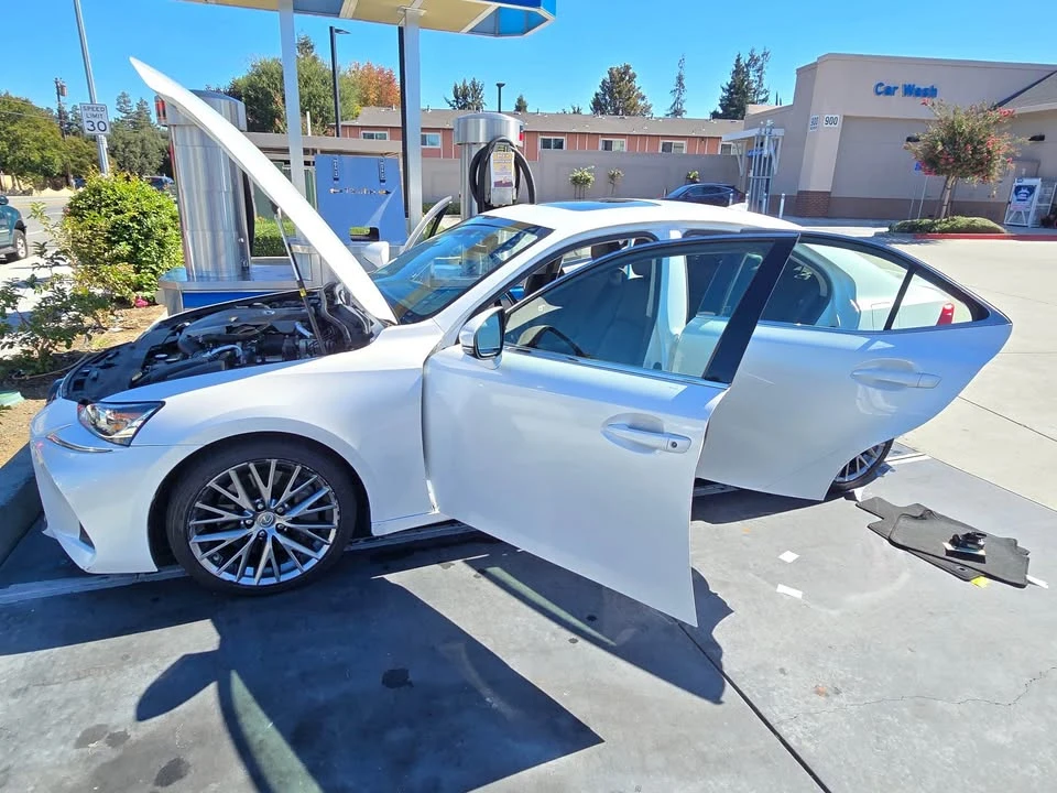 2017 Lexus IS 3rd Gen - Image 7 of 10