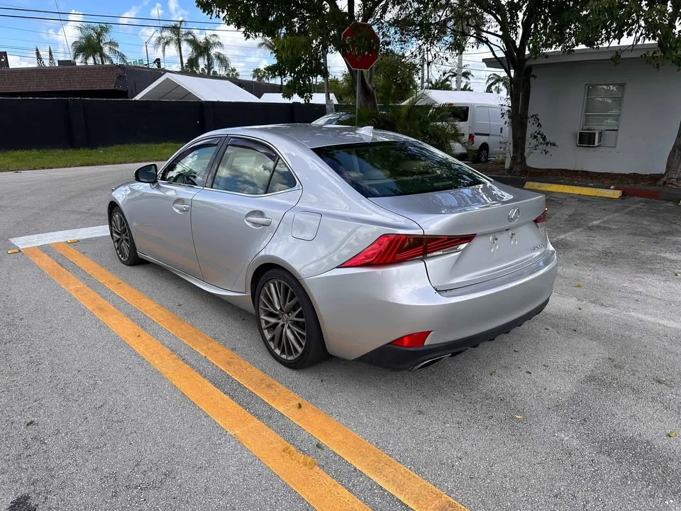 2017 Lexus IS 3rd Gen - Image 5 of 12