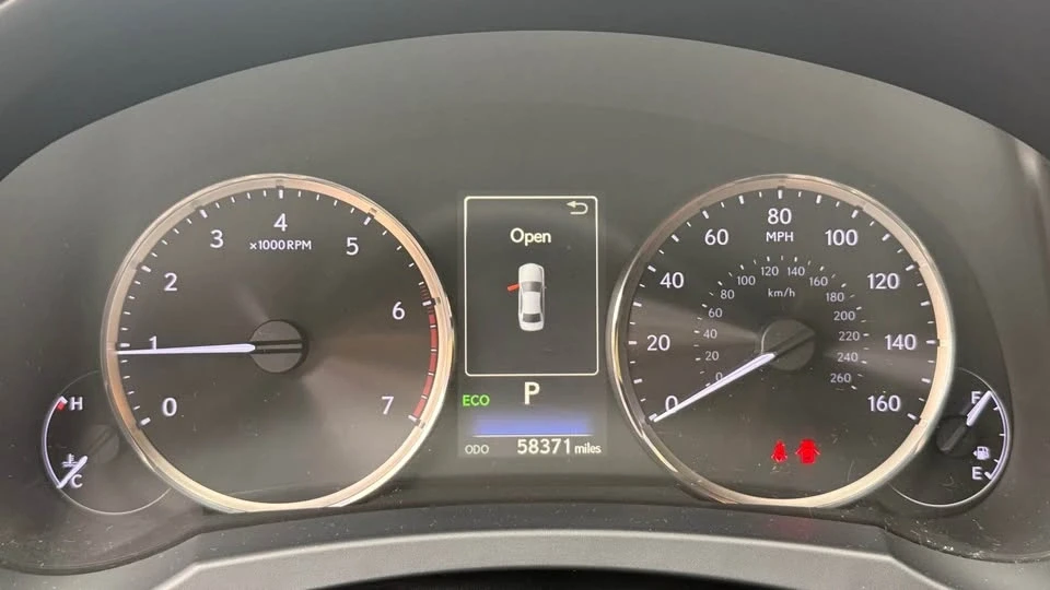 2017 Lexus IS 3rd Gen - Image 12 of 19