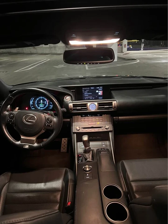 2017 Lexus IS 3rd Gen - Image 14 of 20