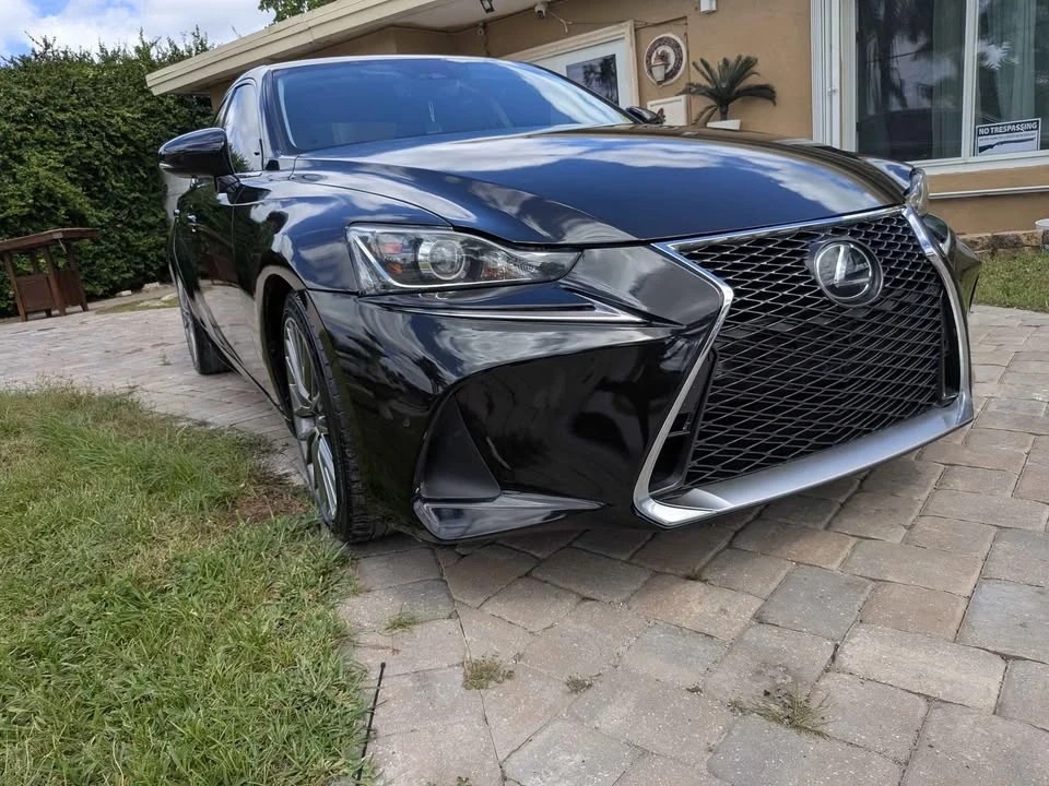 2017 Lexus IS 3rd Gen - Image 4 of 20