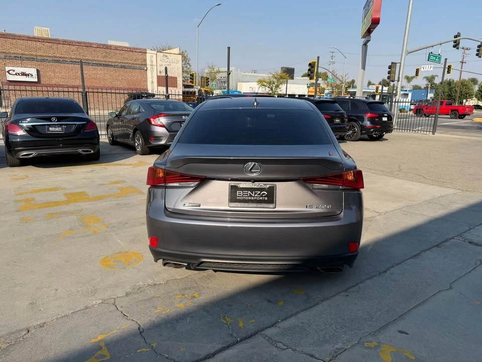 2017 Lexus IS 3rd Gen - Image 4 of 18