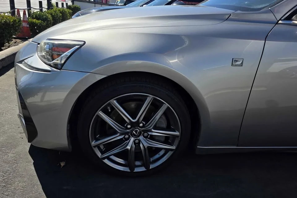 2017 Lexus IS 3rd Gen - Image 4 of 9