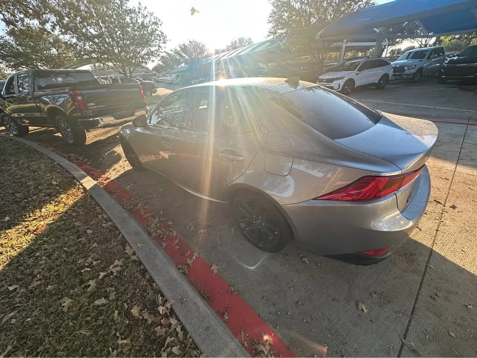 2017 Lexus IS 3rd Gen - Image 4 of 7