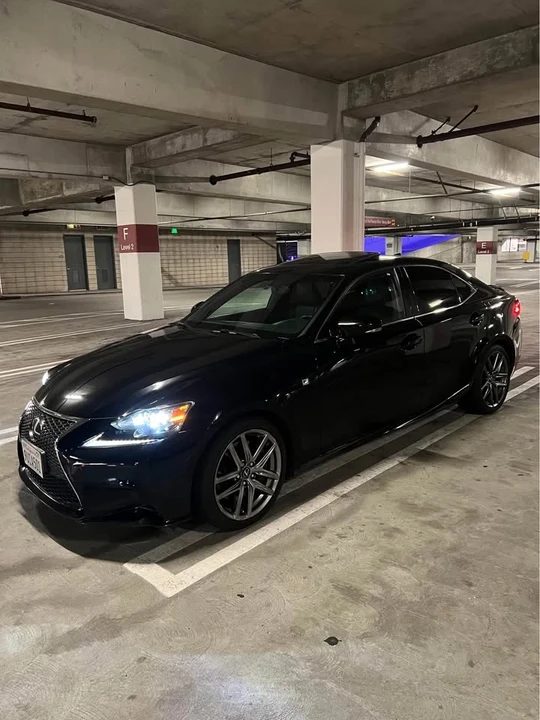 2017 Lexus IS 3rd Gen - Image 4 of 20