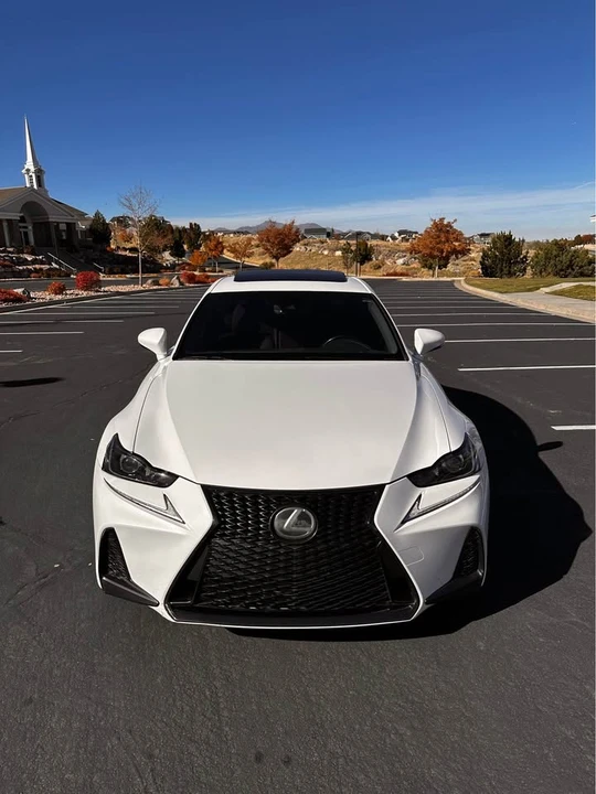 2017 Lexus IS 3rd Gen - Image 5 of 17