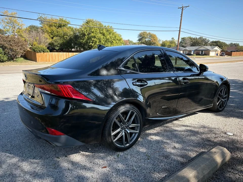 2017 Lexus IS 3rd Gen - Image 4 of 10