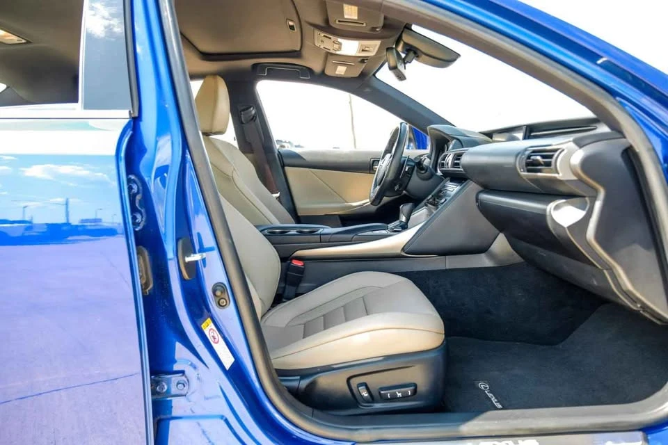 2017 Lexus IS 3rd Gen - Image 11 of 15
