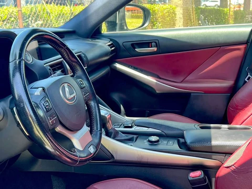 2017 Lexus IS 3rd Gen - Image 8 of 12