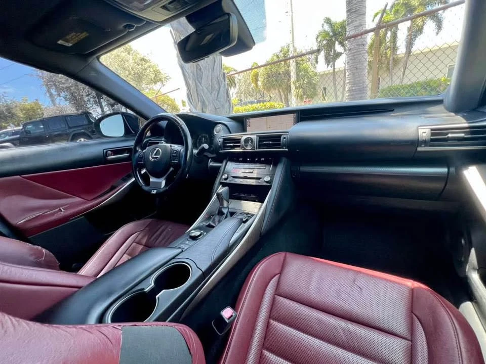 2017 Lexus IS 3rd Gen - Image 7 of 12