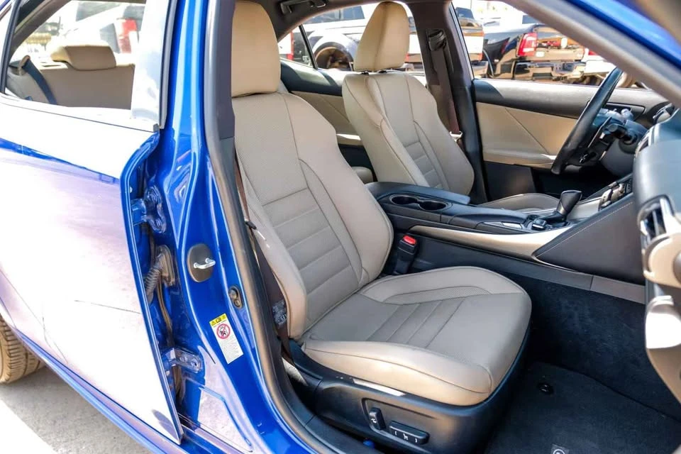 2017 Lexus IS 3rd Gen - Image 14 of 15