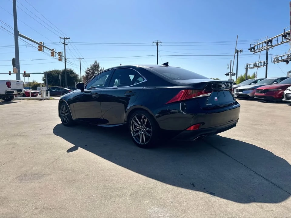 2017 Lexus IS 3rd Gen - Image 5 of 9