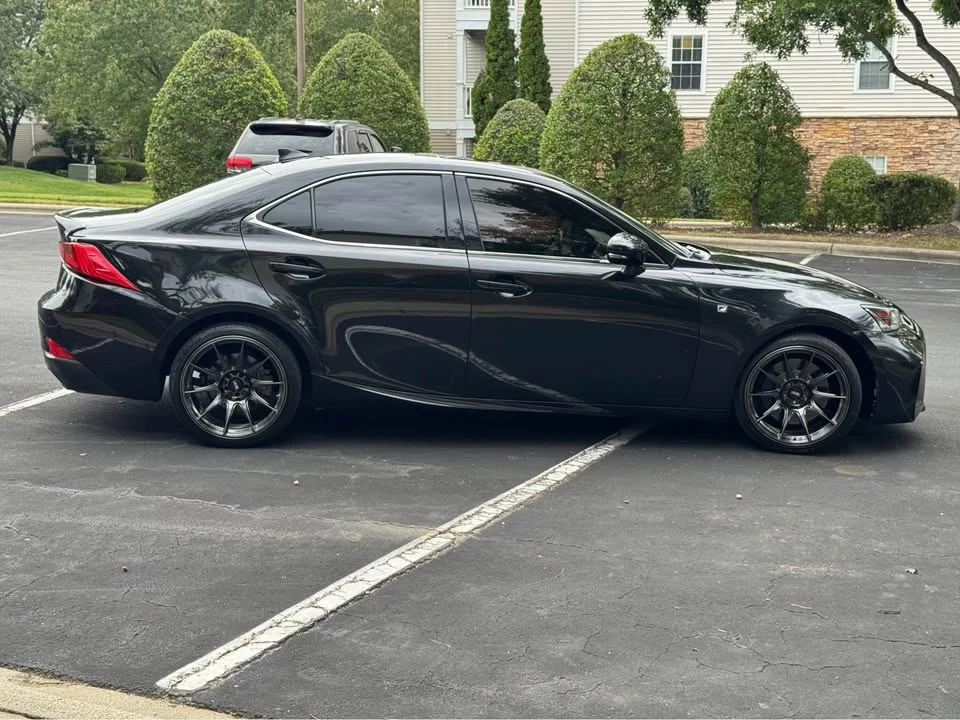 2017 Lexus IS 3rd Gen - Image 5 of 10