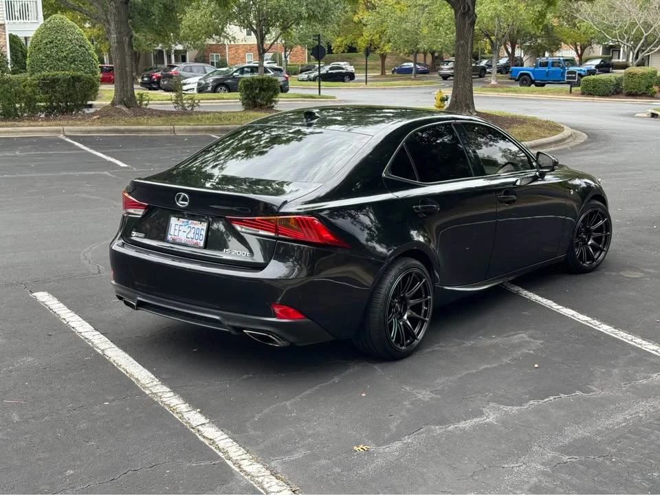 2017 Lexus IS 3rd Gen - Image 4 of 10