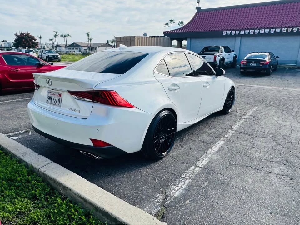 2017 Lexus IS 3rd Gen - Image 5 of 11