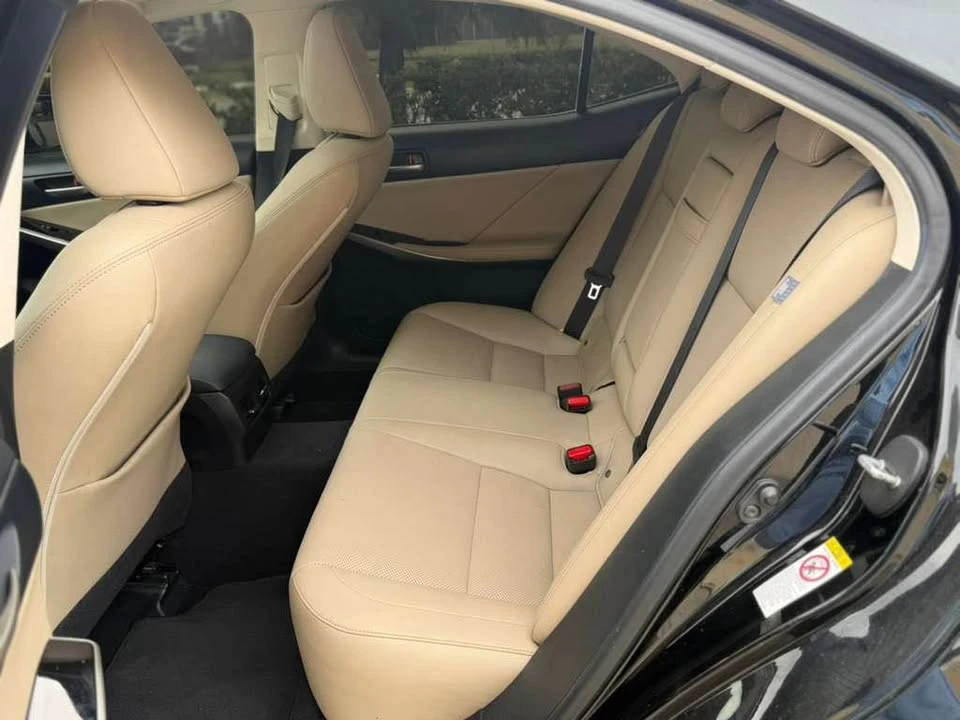 2017 Lexus IS 3rd Gen - Image 11 of 13