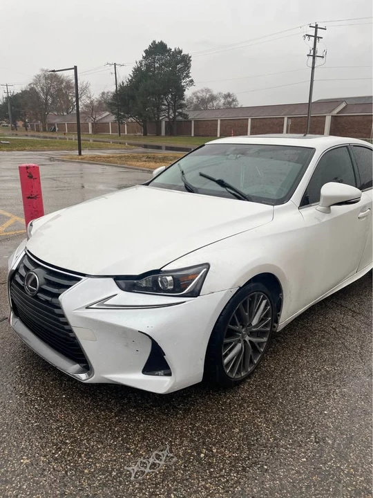 2017 Lexus IS 3rd Gen - Image 7 of 9
