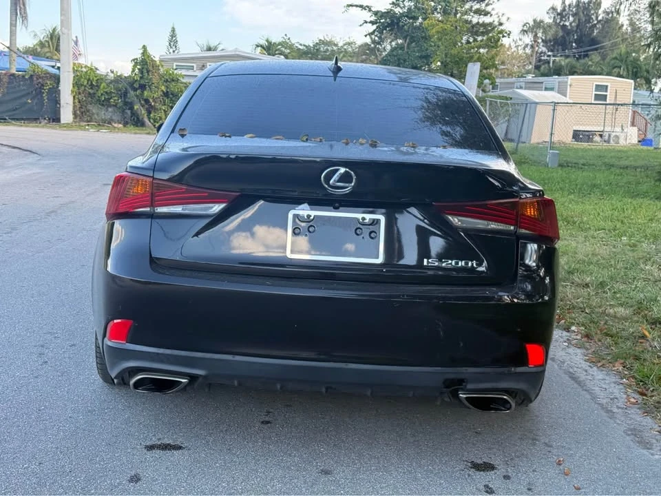 2017 Lexus IS 3rd Gen - Image 5 of 9