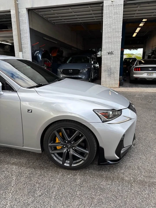 2017 Lexus IS 3rd Gen - Image 14 of 20