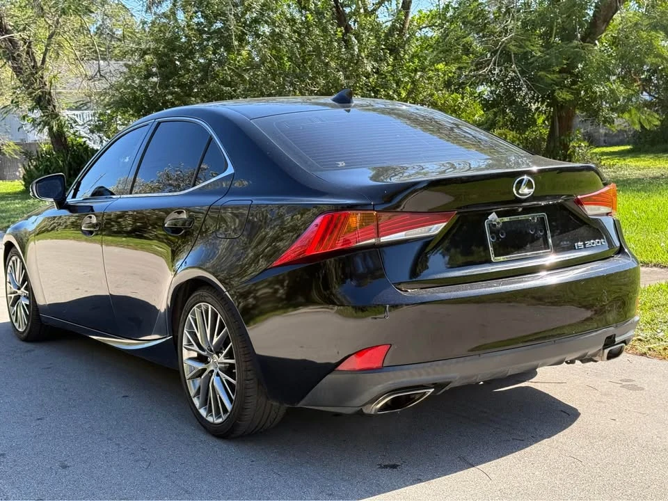 2017 Lexus IS 3rd Gen - Image 6 of 8