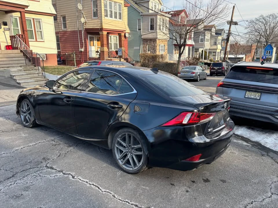 2017 Lexus IS 3rd Gen - Image 9 of 12