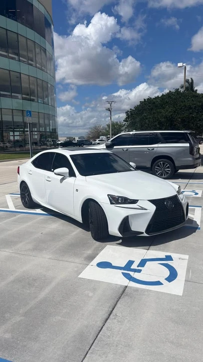 2017 Lexus IS 3rd Gen - Image 5 of 11