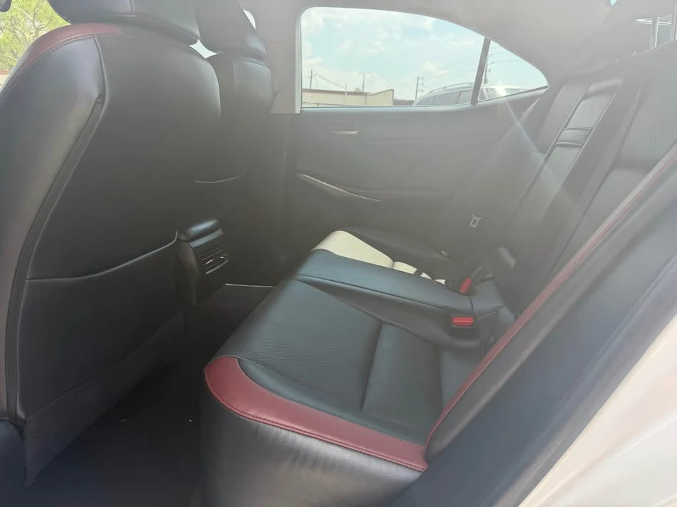 2017 Lexus IS 3rd Gen - Image 7 of 8