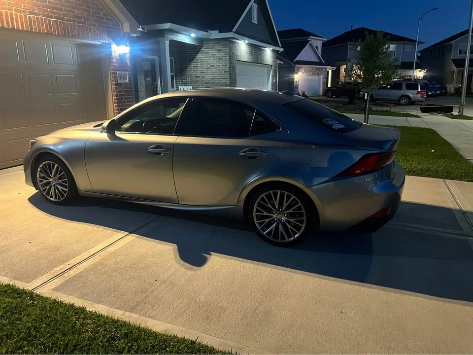 2017 Lexus IS 3rd Gen - Image 6 of 11