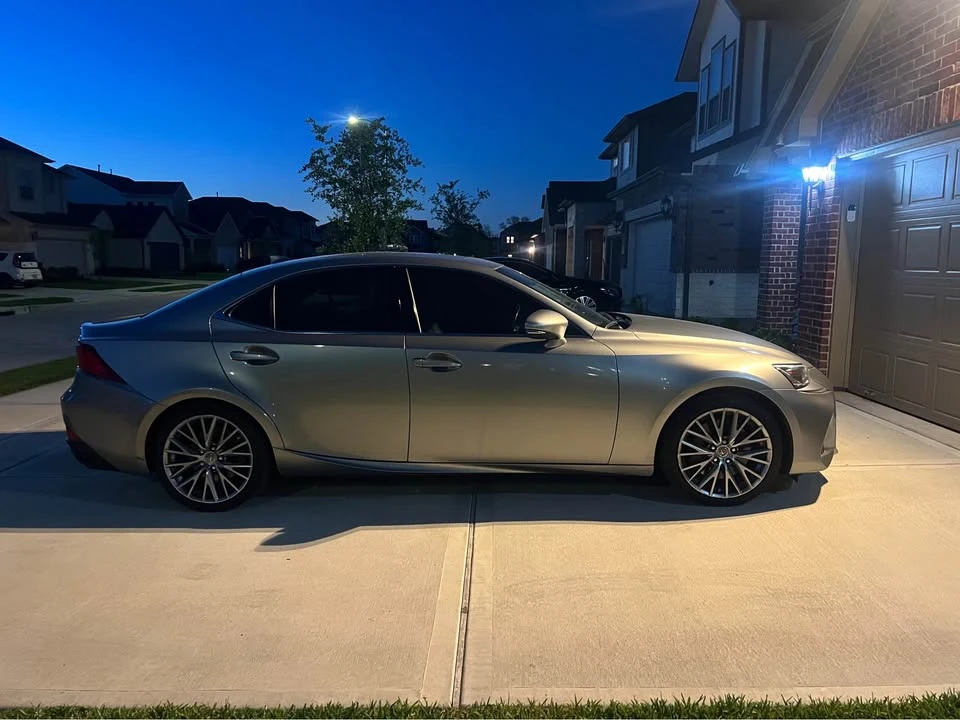 2017 Lexus IS 3rd Gen - Image 4 of 11
