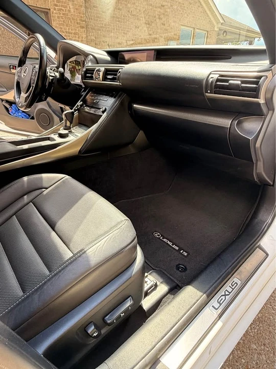 2017 Lexus IS 3rd Gen - Image 10 of 11