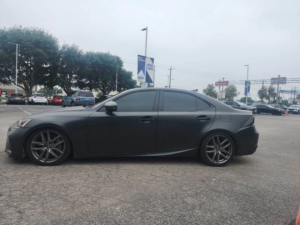 2017 Lexus IS 3rd Gen - Image 4 of 7