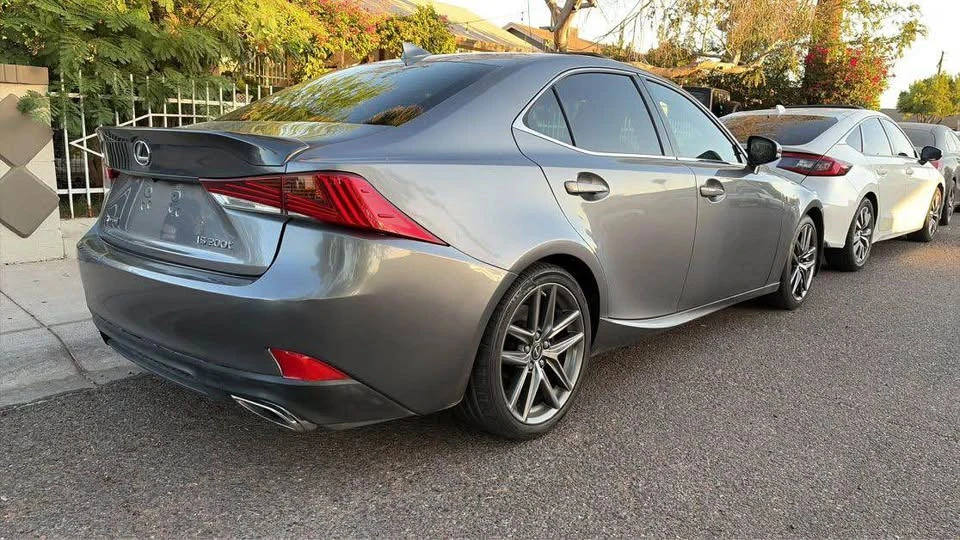 2017 Lexus IS 3rd Gen - Image 4 of 5