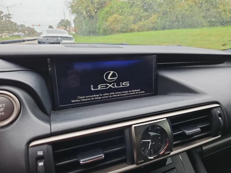 2017 Lexus IS 3rd Gen - Image 18 of 19