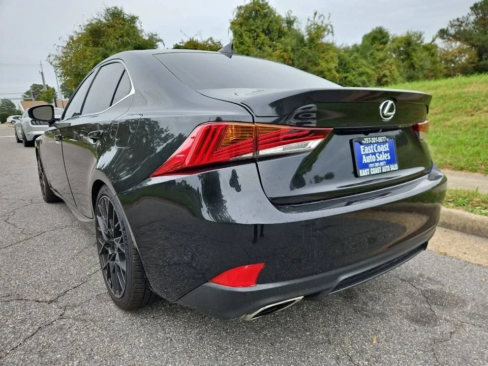 2017 Lexus IS 3rd Gen - Image 4 of 20