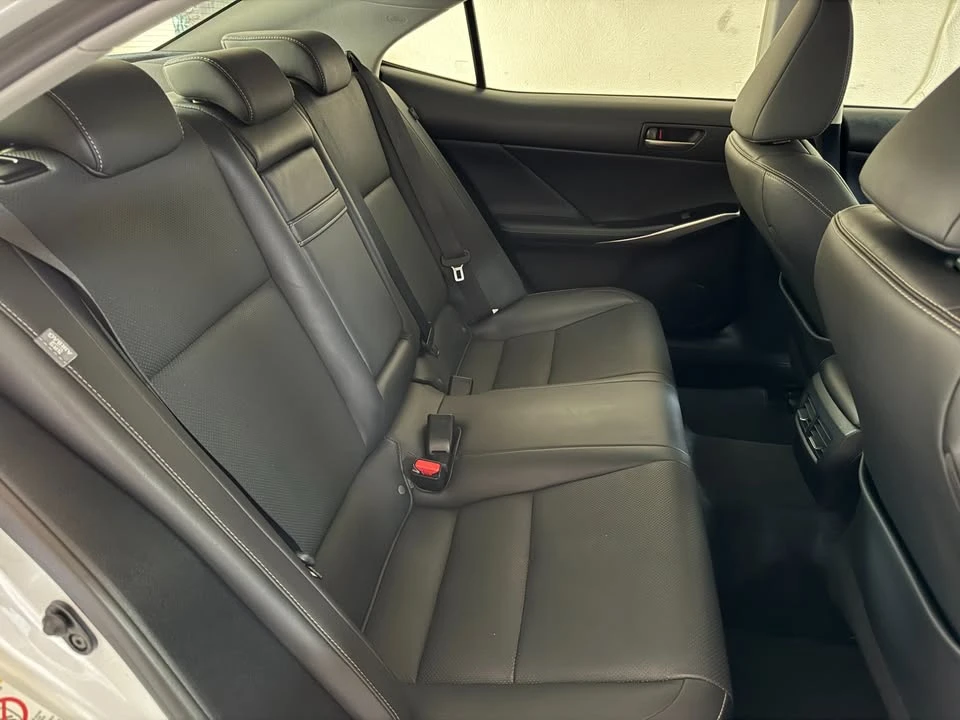 2017 Lexus IS 3rd Gen - Image 18 of 19