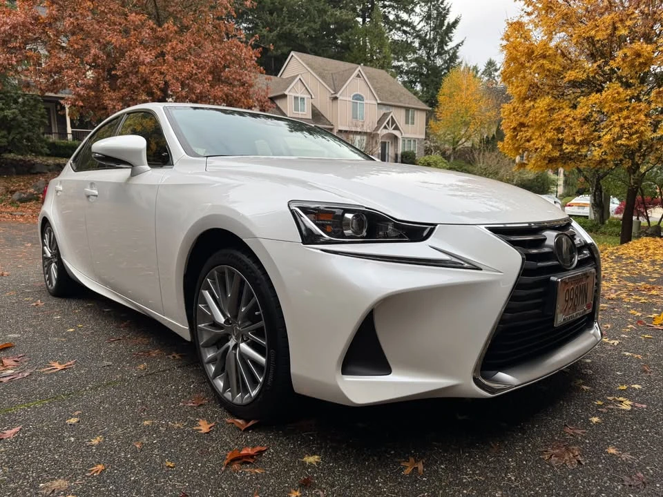 2017 Lexus IS 3rd Gen - Image 7 of 19