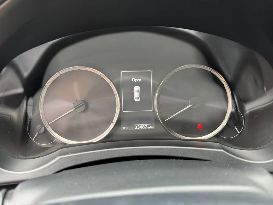 2017 Lexus IS 3rd Gen - Image 11 of 19